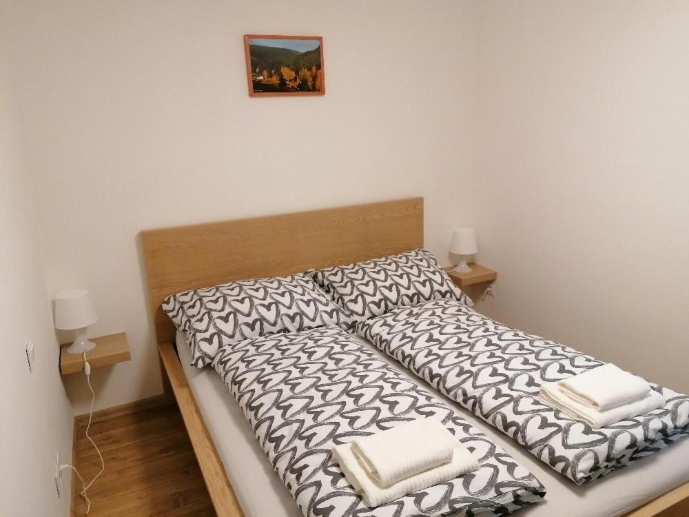 Apartmány Na náměstí Bozi Dar Exterior foto