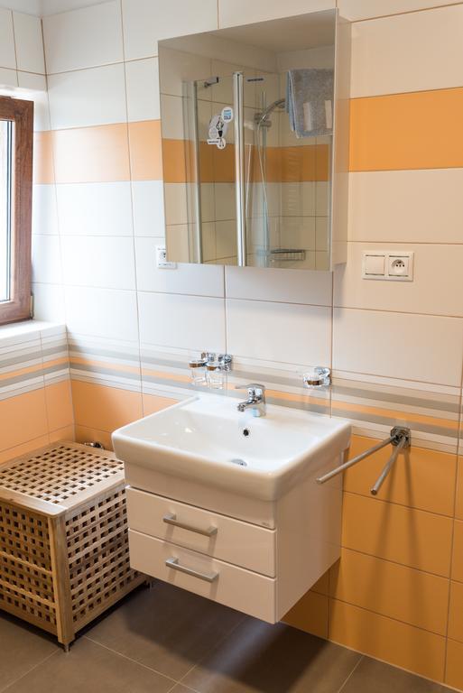 Apartmány Na náměstí Bozi Dar Exterior foto