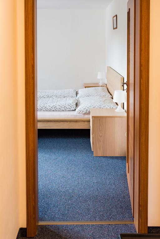 Apartmány Na náměstí Bozi Dar Exterior foto