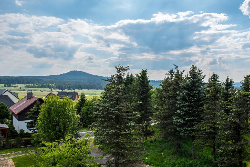 Apartmány Na náměstí Bozi Dar Exterior foto