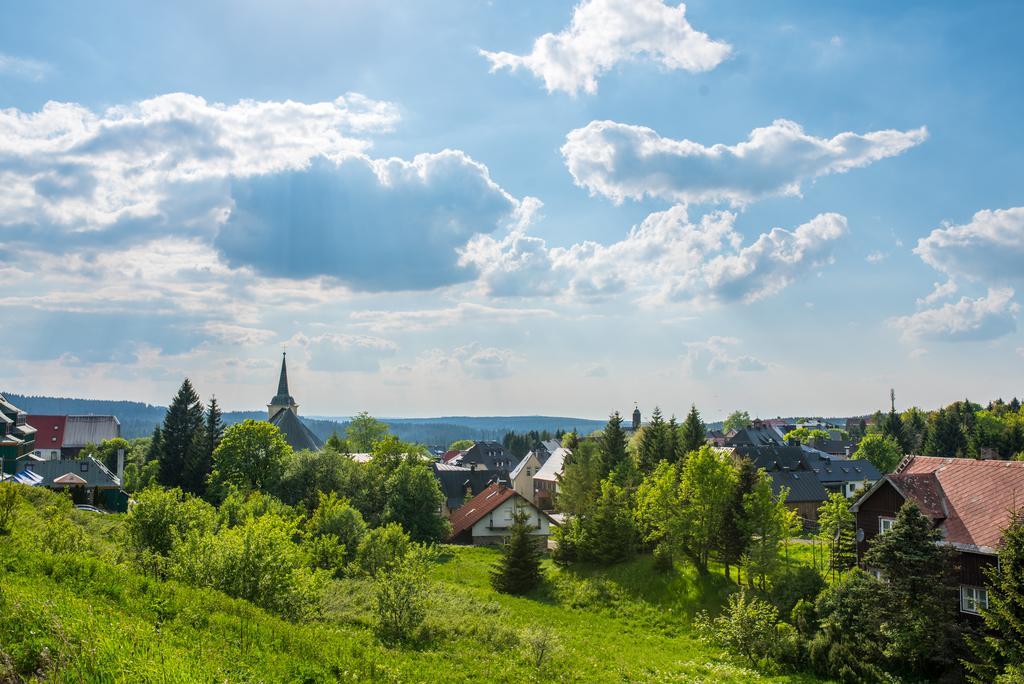 Apartmány Na náměstí Bozi Dar Exterior foto