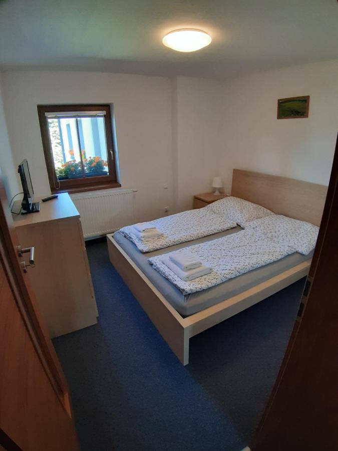 Apartmány Na náměstí Bozi Dar Exterior foto